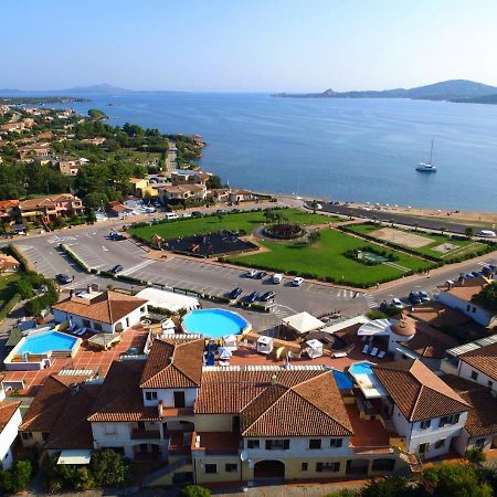 Residence Riva Azzurra Cannigione Esterno foto