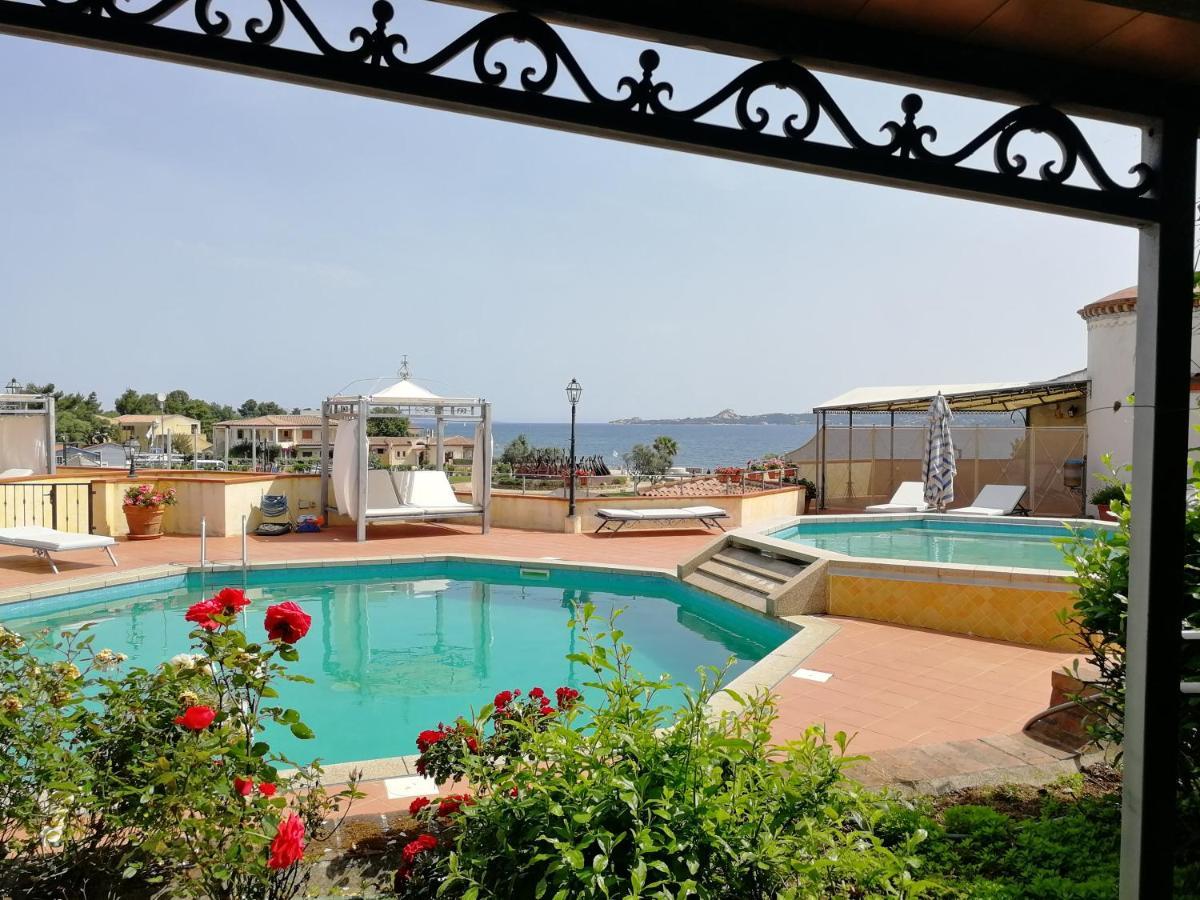Residence Riva Azzurra Cannigione Esterno foto