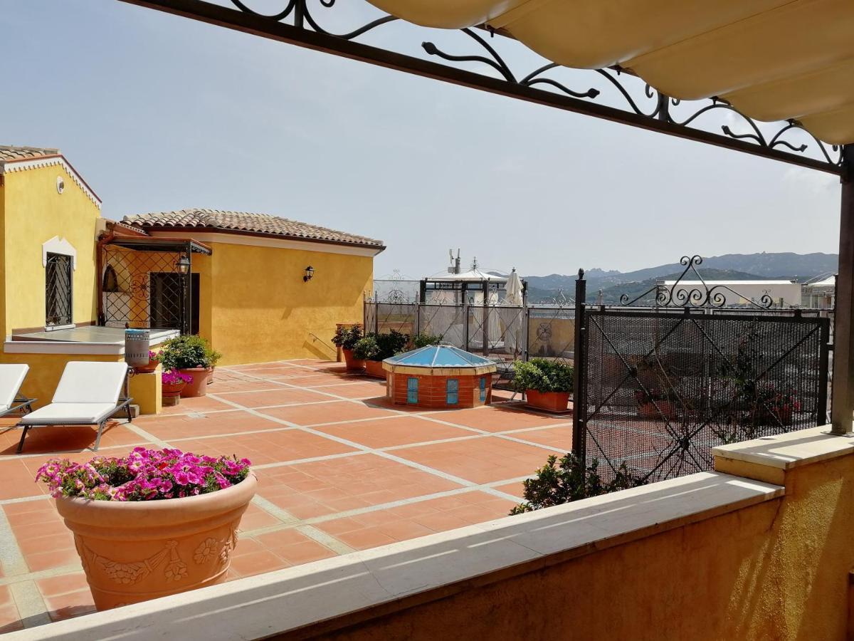 Residence Riva Azzurra Cannigione Esterno foto