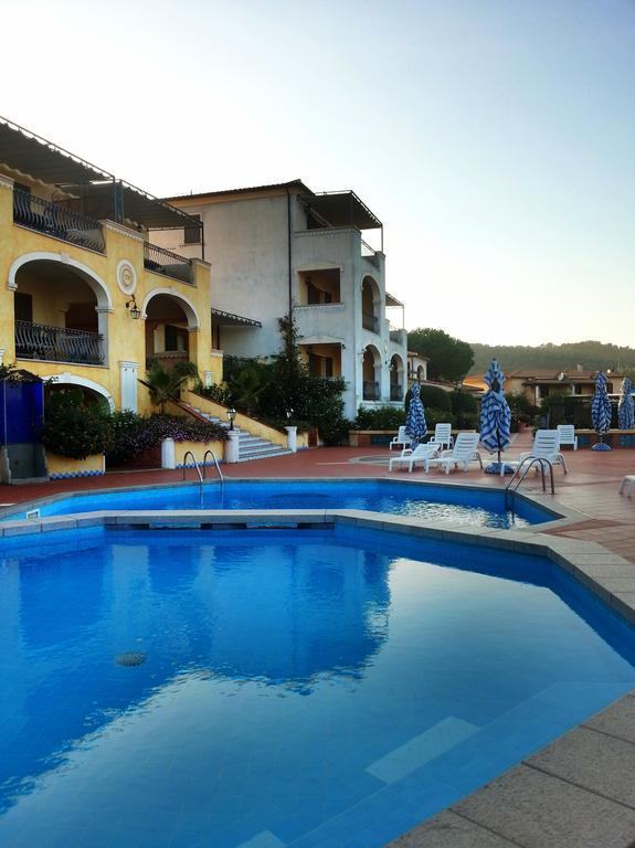 Residence Riva Azzurra Cannigione Esterno foto