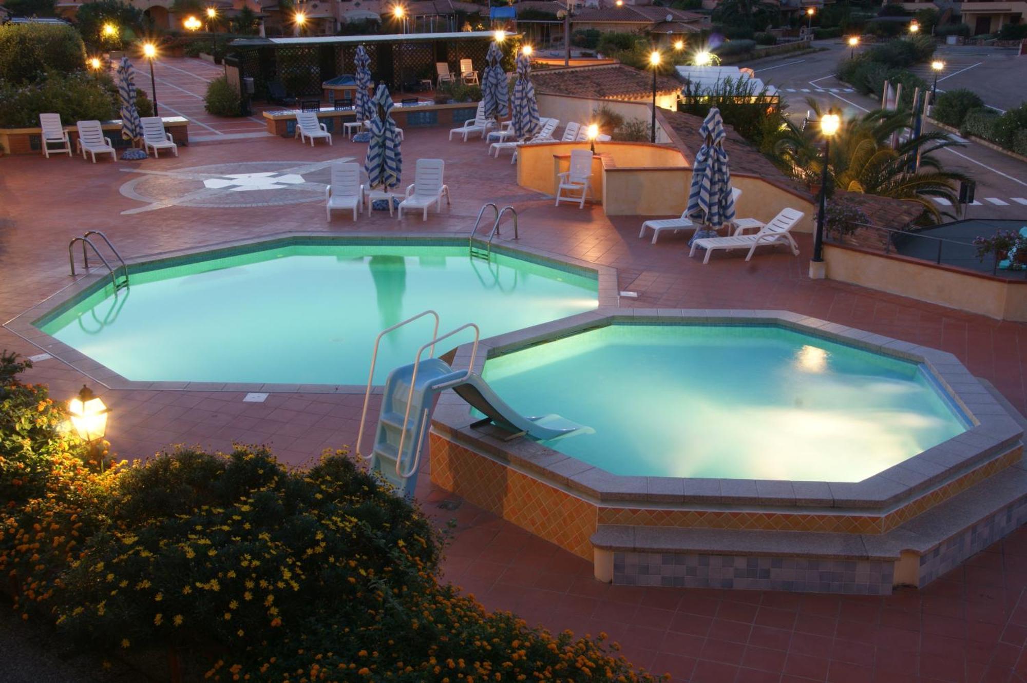 Residence Riva Azzurra Cannigione Esterno foto