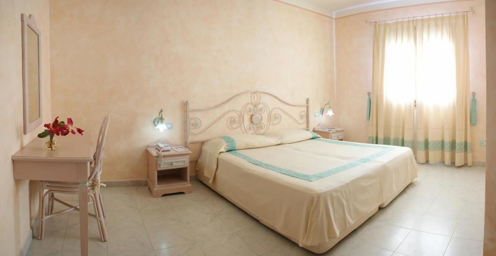 Residence Riva Azzurra Cannigione Esterno foto