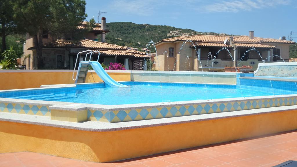 Residence Riva Azzurra Cannigione Esterno foto
