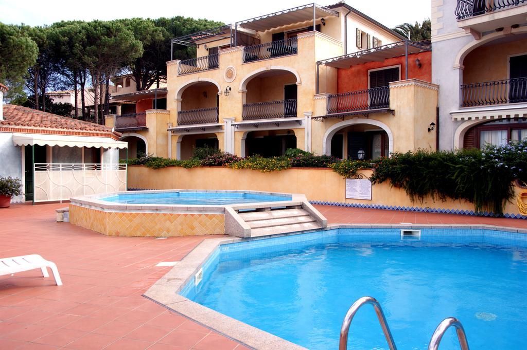 Residence Riva Azzurra Cannigione Esterno foto