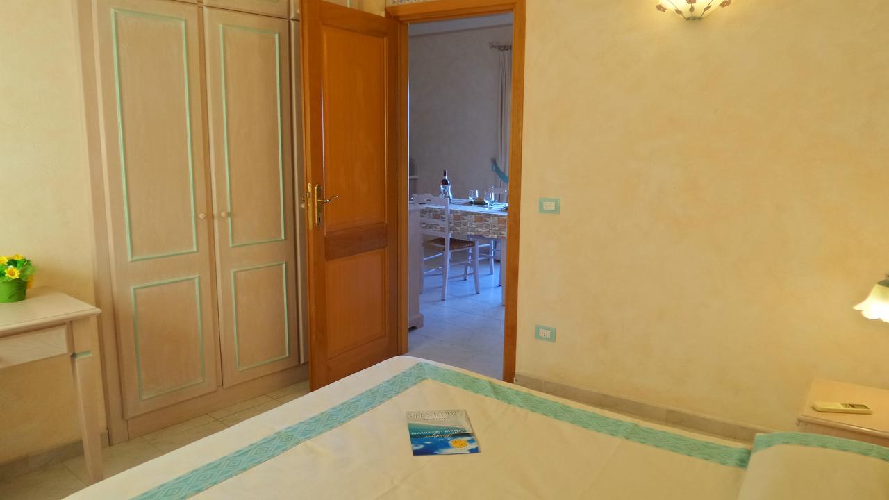 Residence Riva Azzurra Cannigione Esterno foto